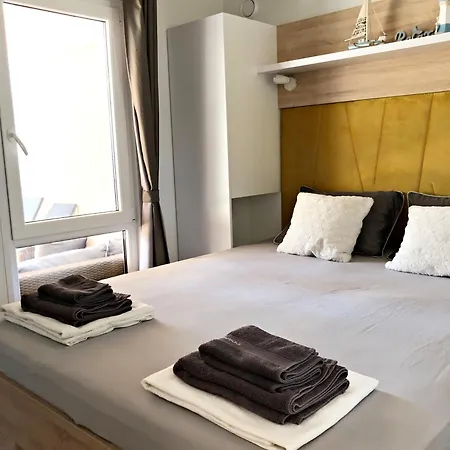 Mobile Homes Sea Princess Biograd na Moru Kültér fotó