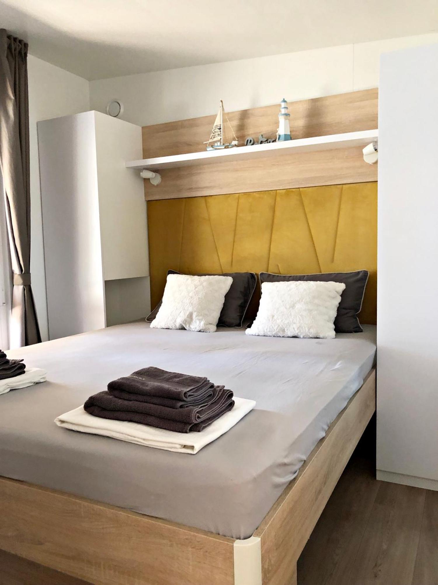 Mobile Homes Sea Princess Camping Biograd Na Moru